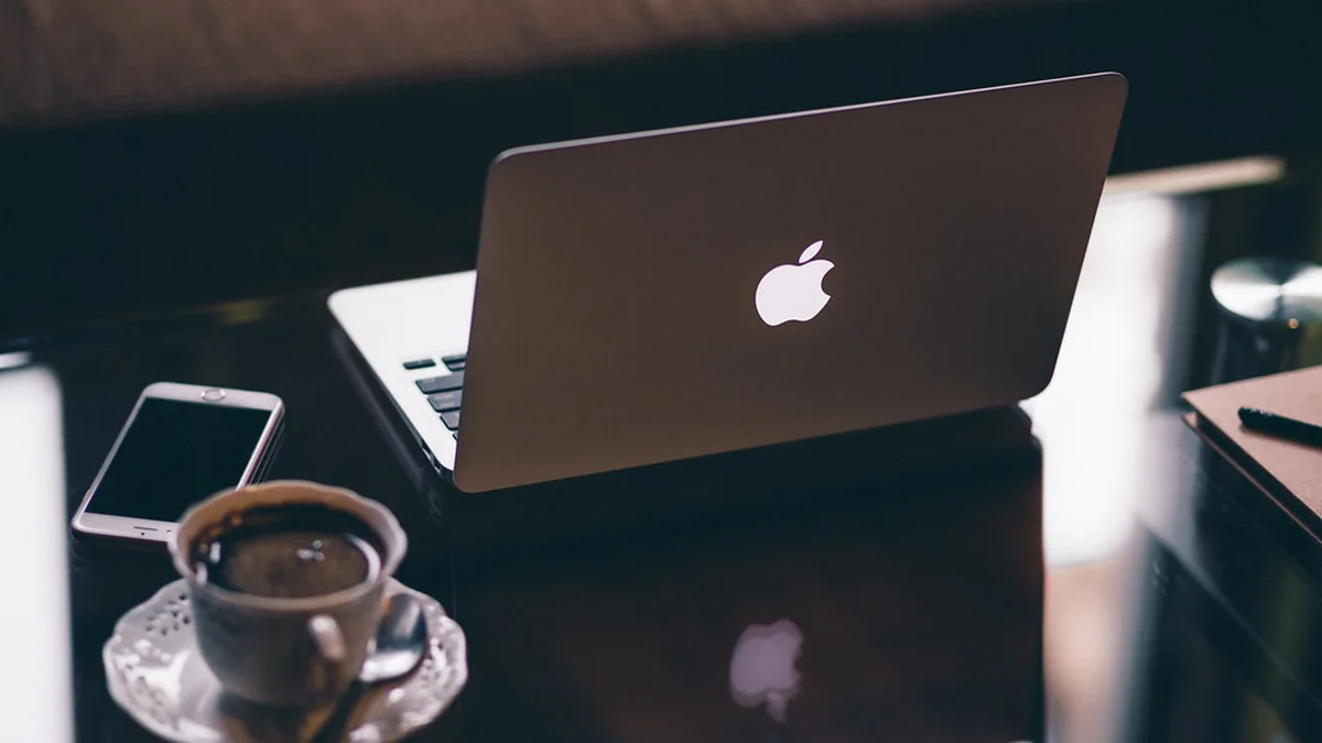 How to Build a Better Daily Routine Without Acting Like a Productivity Robot featured image
